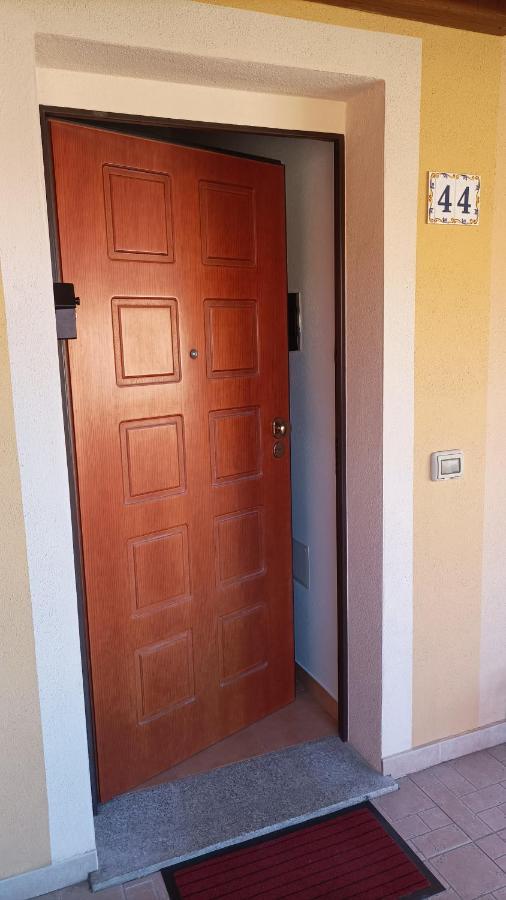 La Casa Di Arly Olbia Exterior foto